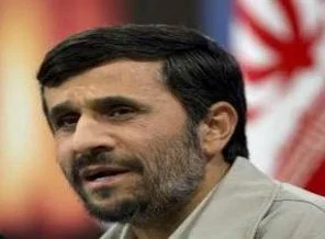 Ahmedinejad Lübnan'a gidiyor