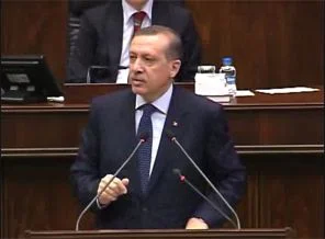 AK Parti'de bir katılım, bir istifa