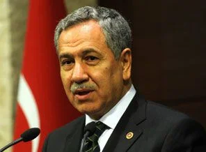 Arınç: Ekşi'nin istifası yetmez