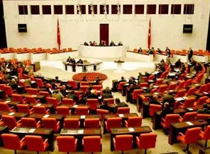 Askeri mallara korsan önerge