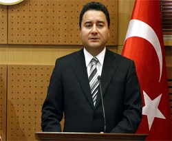 Bankaların kredi hacmi 100 milyar lira arttı