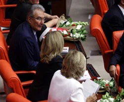 Baykal yine aynı tavrı sergiledi