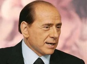 Berlusconi çöp krizinin önüne geçemiyor