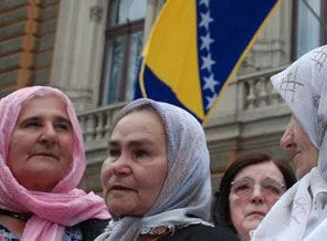 Boşnaklar ayaklandı