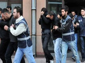 Çete operasyonunda 9 kişi tutuklandı