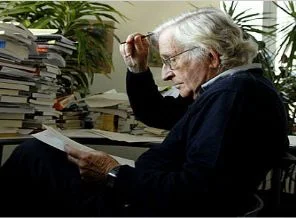 Chomsky: Obama Bush'un uzantısı