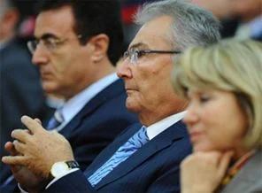 CHP'de 'Eyvah Baykal geliyor' paniği