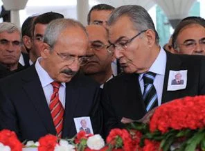 CHP 'de kurultayın ayak sesleri