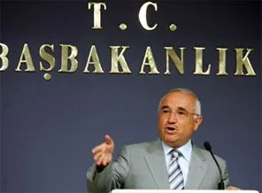 Çiçek: Resepsiyonu germeye gerek yok