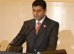 Demirtaş: Sorun hukuki değil siyasidir