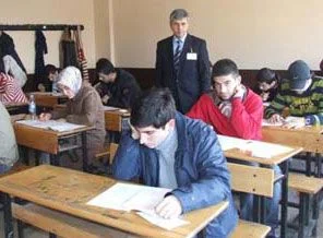 Ehliyet sınavında kopya ve sahtecilik iddiası
