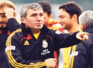 Florya'da Hagi fırtınası esiyor