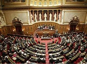 Fransa'da reform tasarısı senatoda
