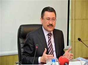 Gökçek resti çekti: Çeker giderim!