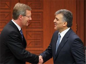 Gül: Gayrimüslimlerin de cumhurbaşkanıyım