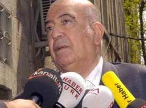 Halis toprak akıl hastası değil