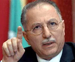 İhsanoğlu,hakaret karikatürlerini kınadı