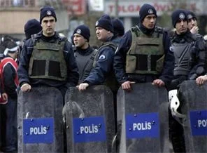 İstanbul'da operasyon: 75 gözaltı