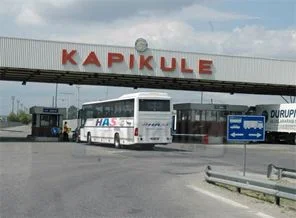 Kapıkule'te TIR kuyruğu 14 kilometreye ulaştı