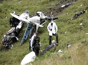 Kolombiya'da uçak düştü: 5 ölü