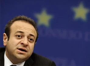 'Küresel çapta aktif rol üstlenmeliyiz'