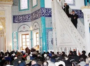 Kürtçe vaaza resmiyet talebi