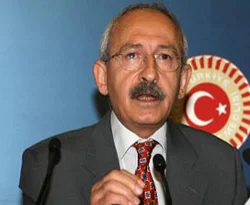 Muhalefet gömleği dar geliyor