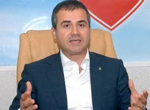 O 'Tweet'lere cevap verdi