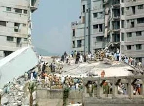 Pakistan'da 5,7 şiddetinde deprem