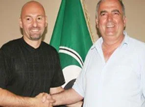 Sakaryaspor Teknik Direktör ile yollarını ayırdı