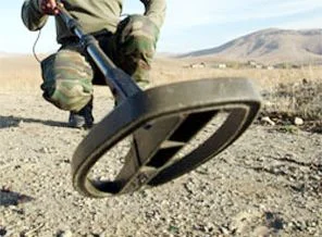 Sınırdaki mayınları NATO temizleyecek