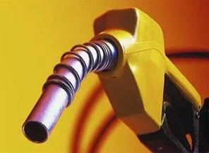 Ucuz benzine yoğun ilgi