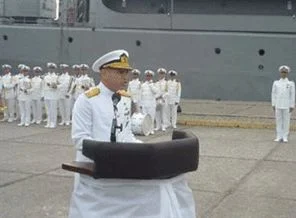 'Üniformamı çıkardım ve CHP'ye nefer oldum'