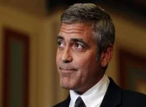 Ünlü aktör Clooney'den Sudan uyarısı!