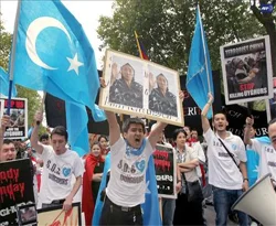 Uygurlar ABD'de Çin'i protesto etti