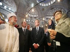 Wulff'un başörtüsü, Alman basınında