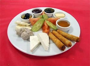 YURTKUR'larda açık büfe kahvaltı dönemi