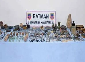 545 tarihi eser ele geçirildi