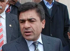 Açılış konuşmalarını Kürtçe yapacağız