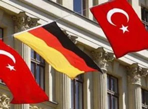Almanya'da iki Türke, en iyi araştırma ödülü