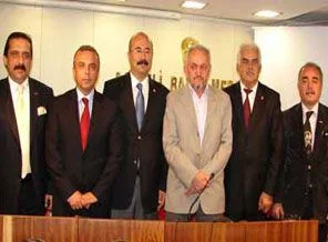 Altı parti bir araya geldi