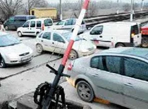 AOÇ demiryolu geçidi trafiğe kapatılacak