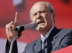Bahçeli, bayram namazını nerede kıldı?