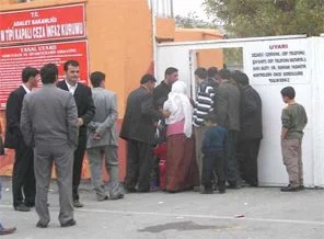 Bayramda cezaevlerinde açık görüş yapılabilecek