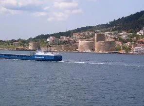 Boğaz gemi geçişine açıldı