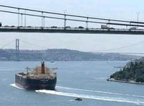 Boğaz, gemi geçişlerine açıldı