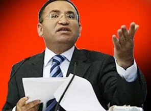 Bozdağ: Kimse Başbakan'ı tehdit edemez