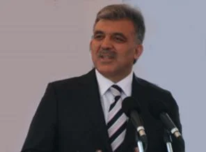 Cumhurbaşkanı Gül, Lizbon'a indi
