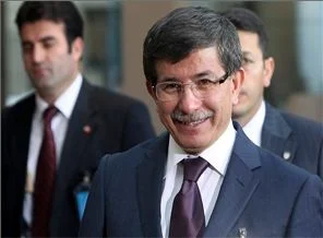 Davutoğlu, Türk dış politikasını anlattı