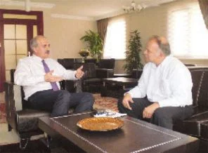 'Demokrasi foto model olmamalı'
